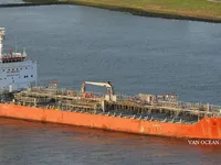 Navio-tanque de óleo/produtos químicos à venda