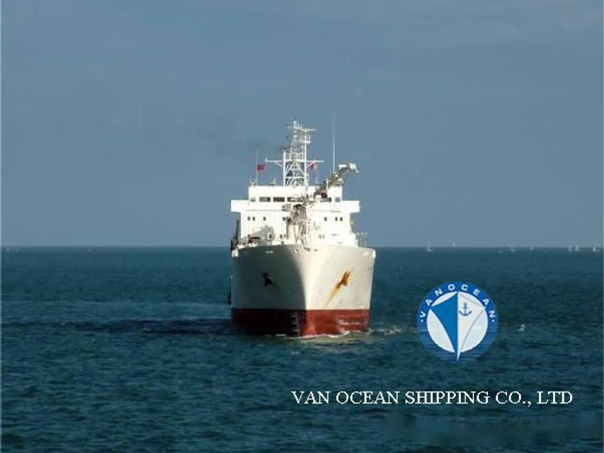 Navio frigorífico à venda