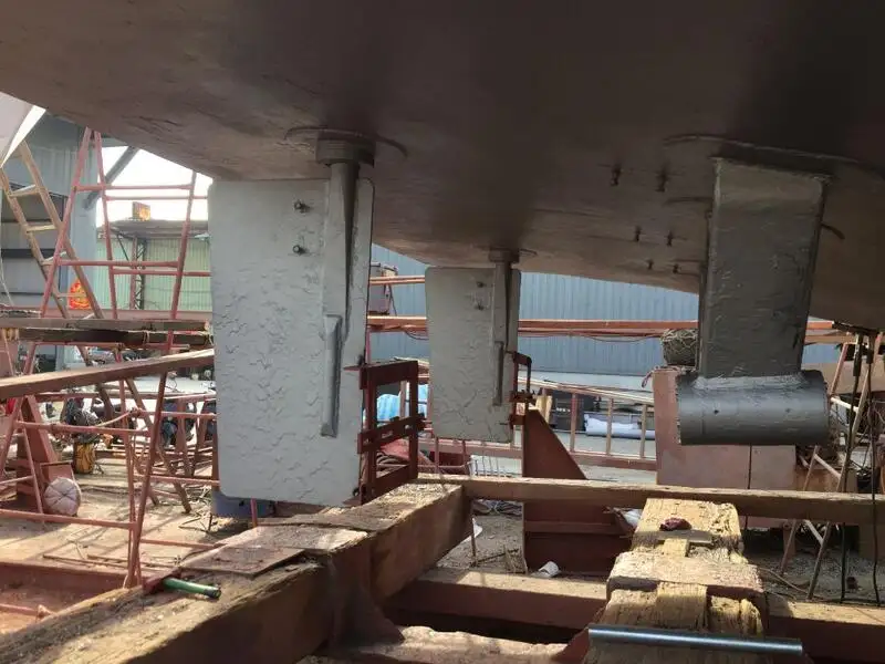 Barcos de trabalho à venda