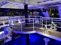 Navio de passageiros à venda
