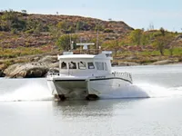 Catamarã à venda