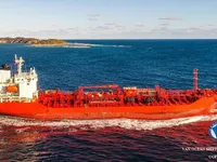 Navio-tanque de óleo/produtos químicos à venda