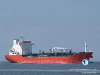 Navio-tanque de óleo/produtos químicos à venda