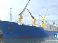 Navio frigorífico à venda