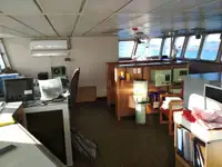 Navio de pesca de arrasto à venda