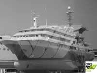 Navio de cruzeiro à venda