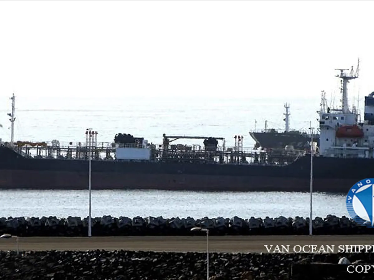 Navio-tanque de óleo/produtos químicos à venda