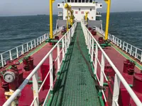 Navio-tanque de combustível à venda