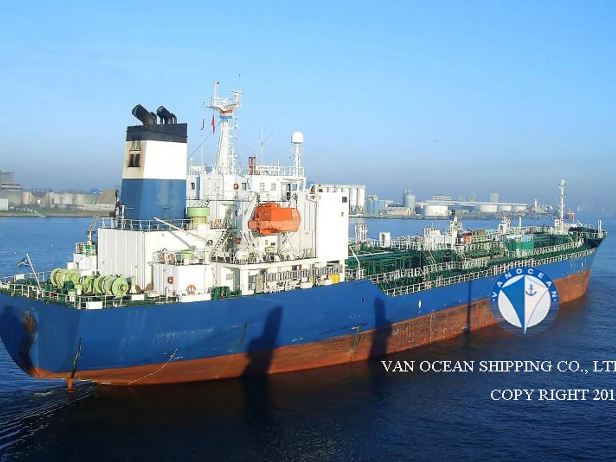 Navio-tanque de óleo/produtos químicos à venda