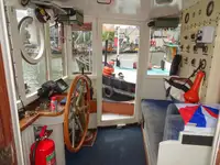 Rebocador à venda