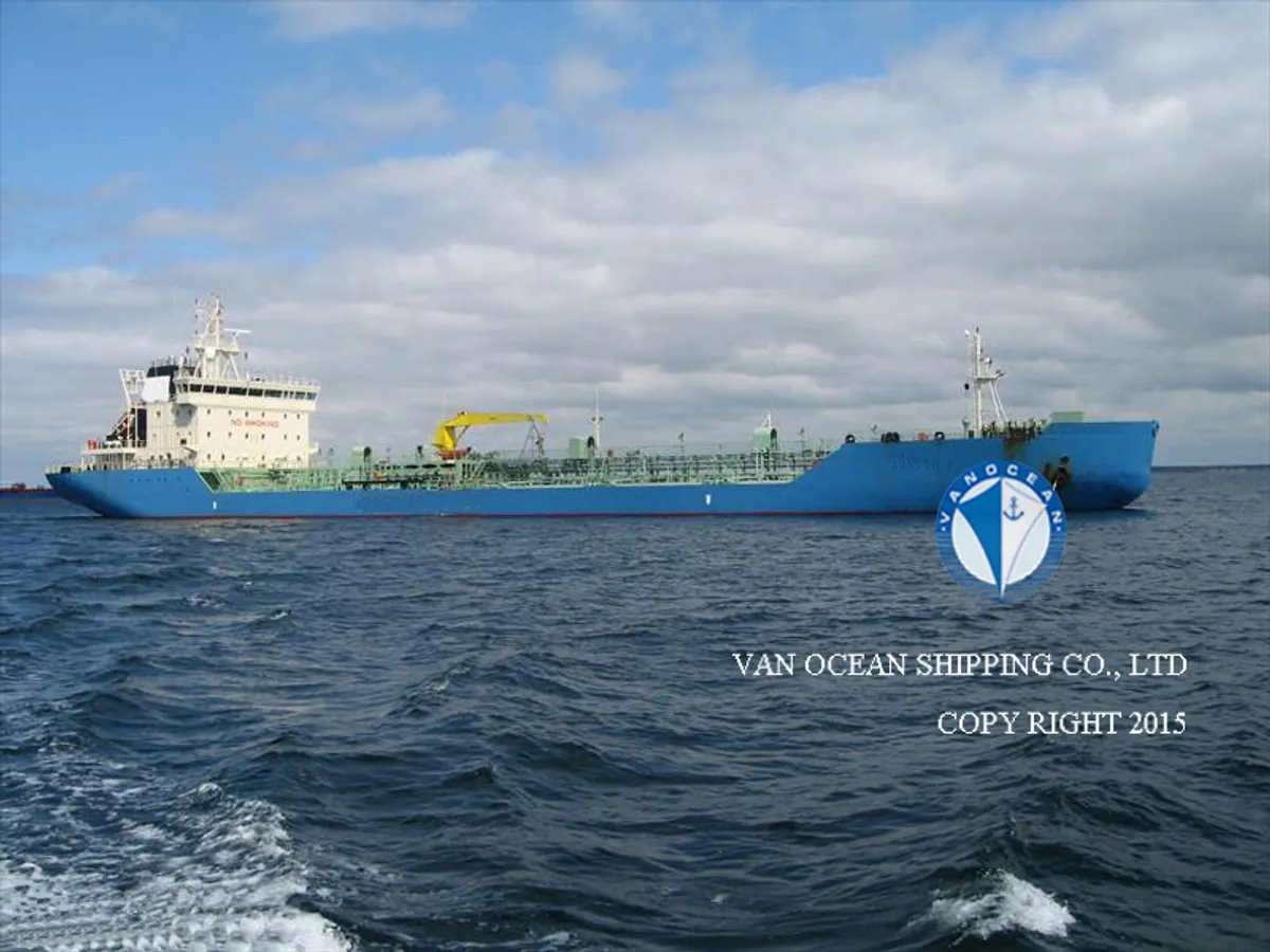 Navio-tanque de óleo/produtos químicos à venda