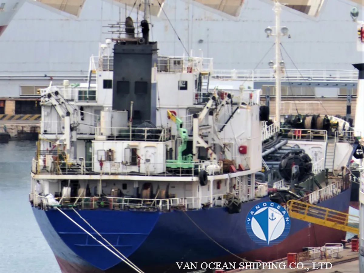 Navio-tanque de óleo/produtos químicos à venda