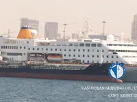 Navio-tanque de óleo/produtos químicos à venda