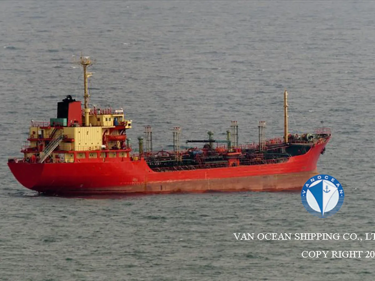 Navio-tanque de óleo/produtos químicos à venda