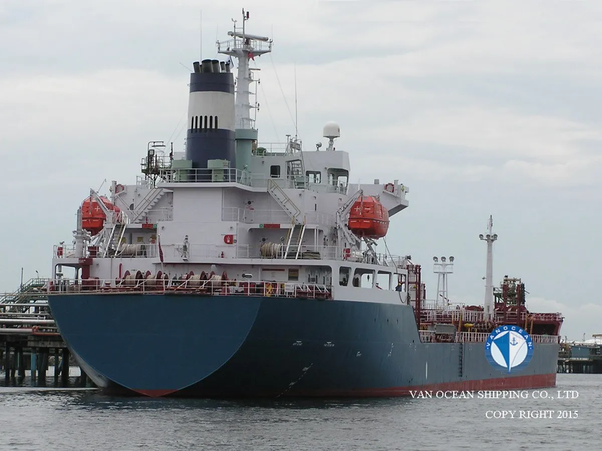 Navio-tanque de óleo/produtos químicos à venda