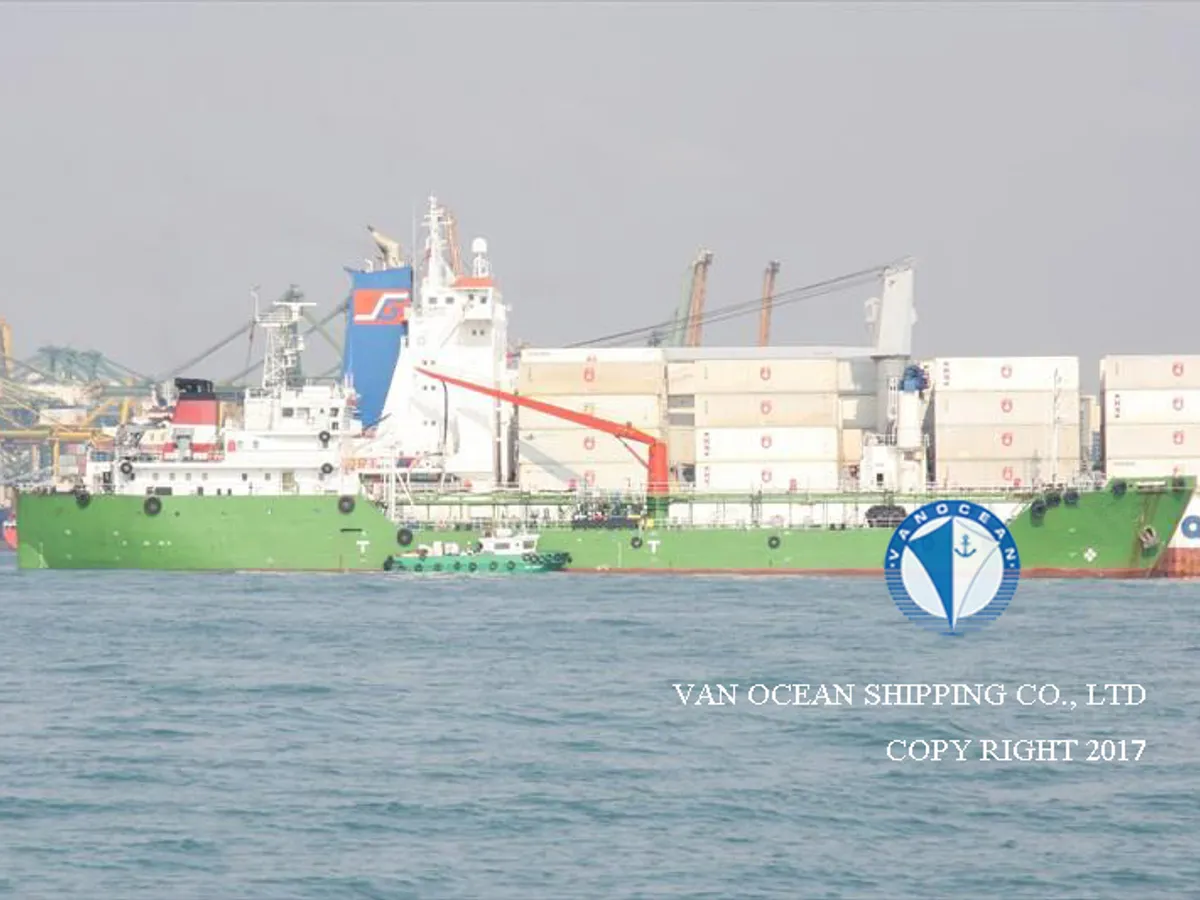 Navio-tanque de óleo/produtos químicos à venda