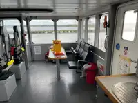 Navio porta-contêineres à venda
