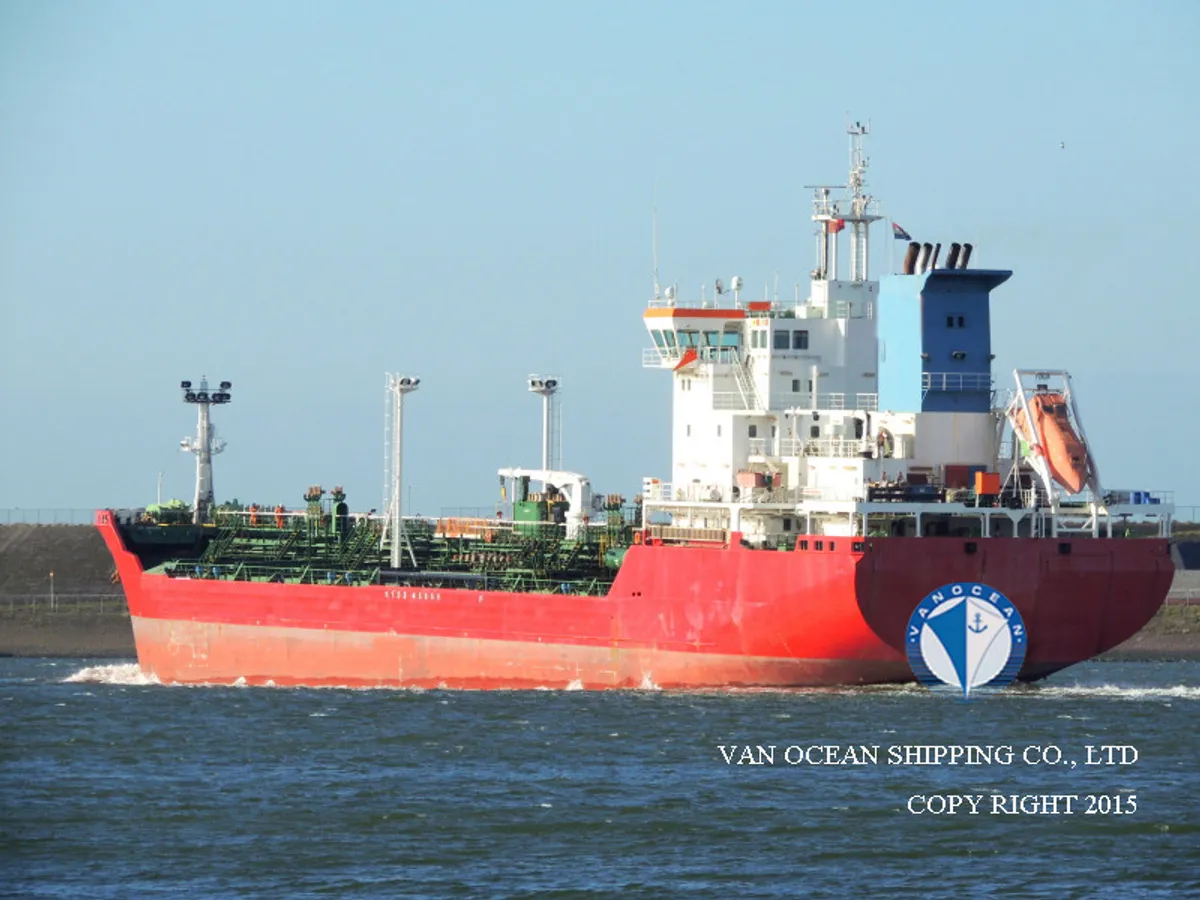 Navio-tanque de óleo/produtos químicos à venda