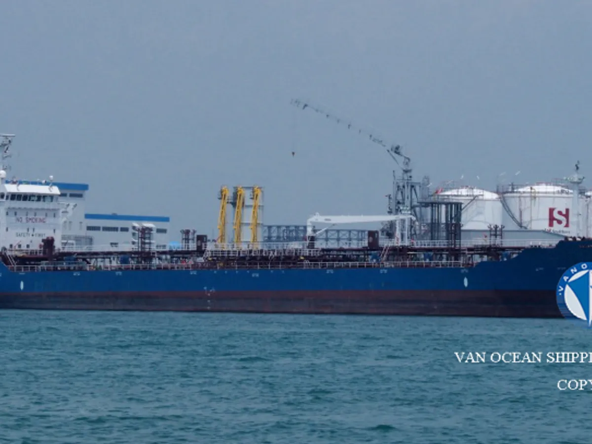 Navio-tanque de óleo/produtos químicos à venda