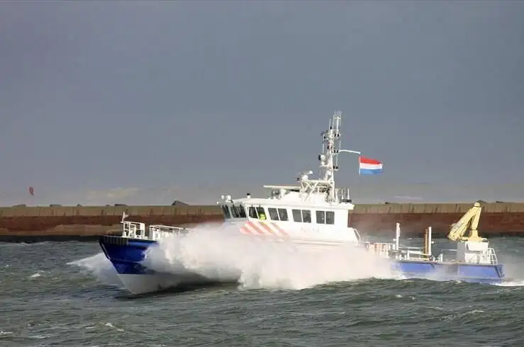 Navio de pesquisa à venda