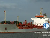 Navio-tanque de óleo/produtos químicos à venda