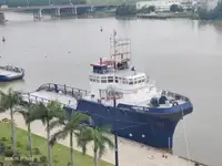 Rebocador à venda