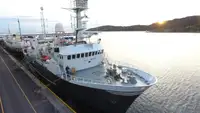 Navio porta-contêineres à venda