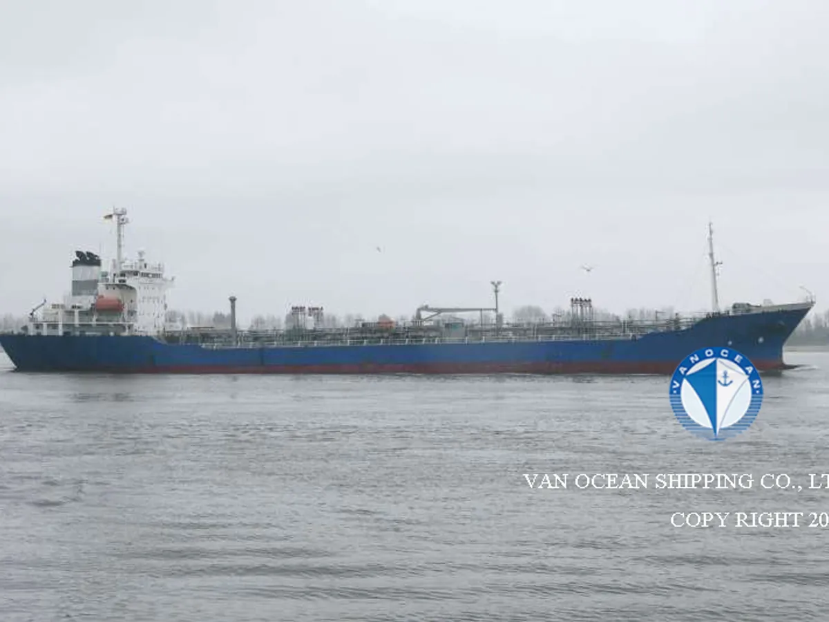 Navio-tanque de óleo/produtos químicos à venda