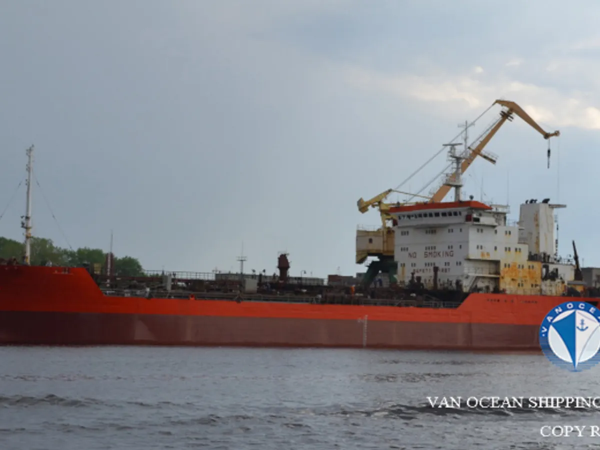 Navio-tanque de óleo/produtos químicos à venda