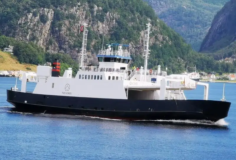 Navio de transporte de passageiros (Ferry) à venda
