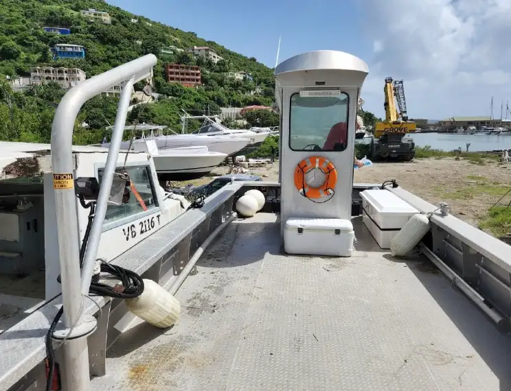 Balsa de desembarque, tanque à venda