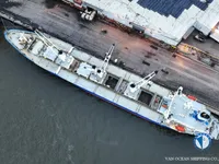 Navio frigorífico à venda