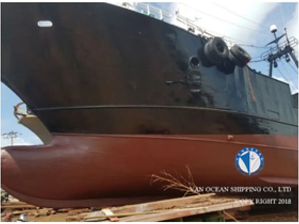 Navio de pesca de arrasto à venda