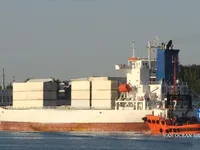 Navio frigorífico à venda