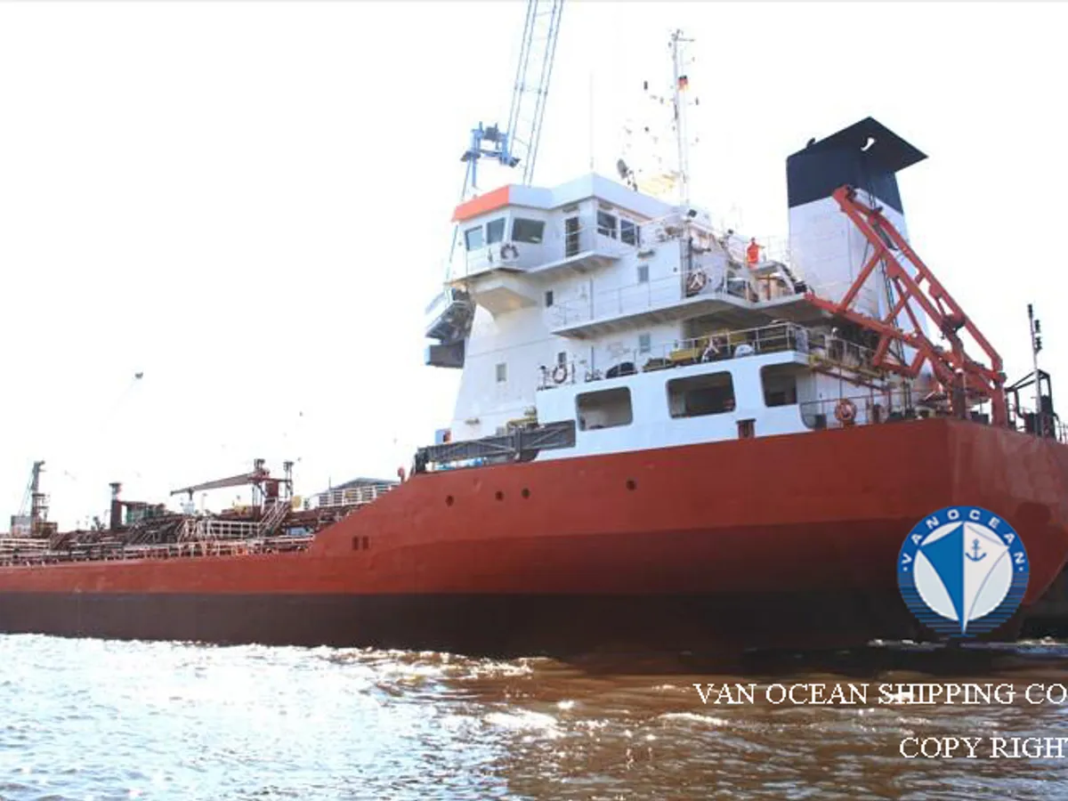Navio-tanque de óleo/produtos químicos à venda