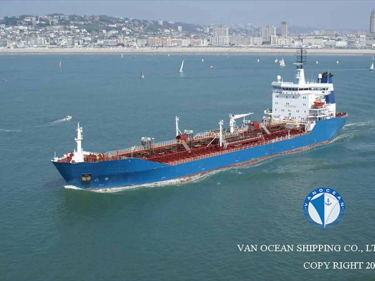Navio-tanque de óleo/produtos químicos à venda