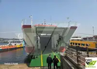Balsa de desembarque, tanque à venda