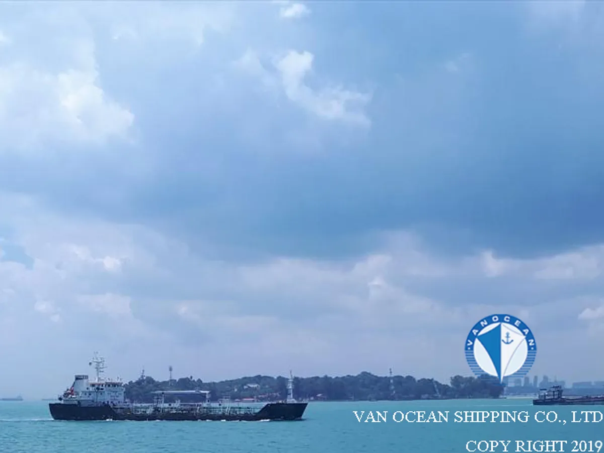 Navio-tanque de óleo/produtos químicos à venda