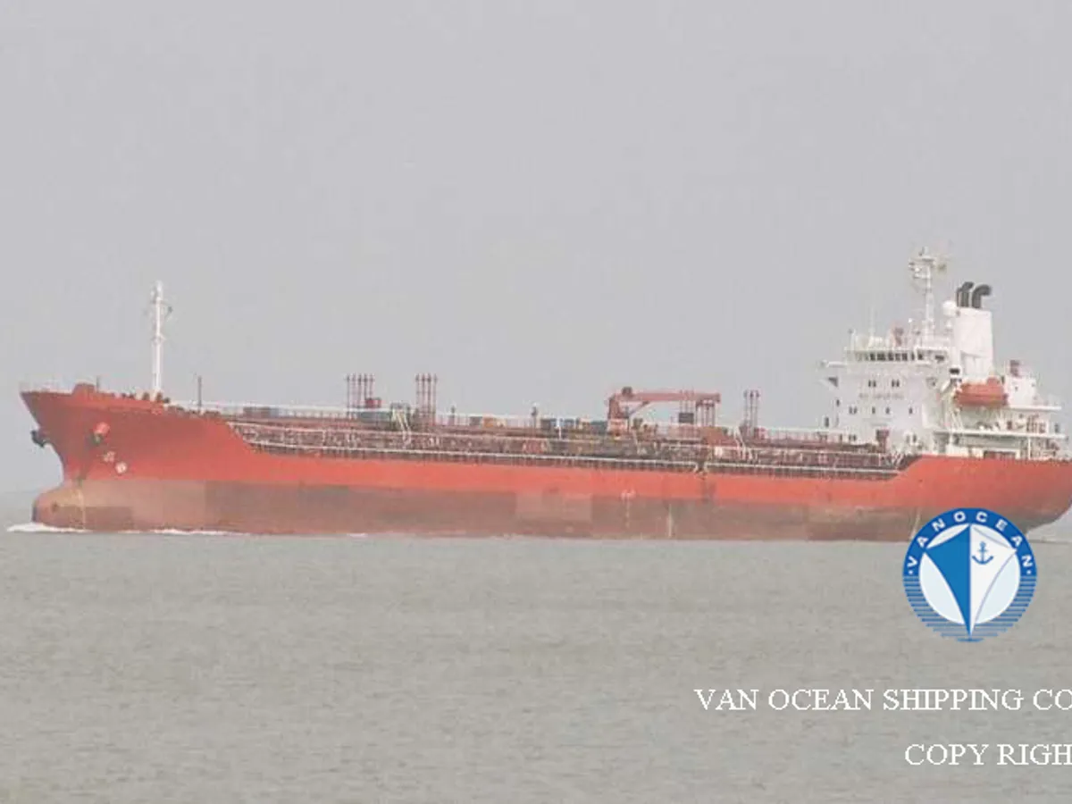 Navio-tanque de óleo/produtos químicos à venda