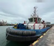 Rebocador à venda