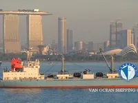 Navio frigorífico à venda