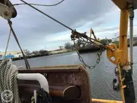 Navio de pesca de arrasto à venda