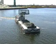 Barcaça à venda