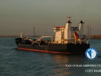 Navio-tanque de óleo/produtos químicos à venda