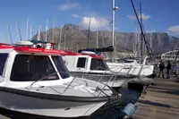 Navio de resgate à venda