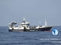 Navio de pesca de arrasto à venda