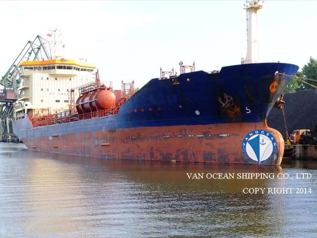 Navio-tanque de óleo/produtos químicos à venda