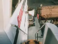Balsa de desembarque, tanque à venda