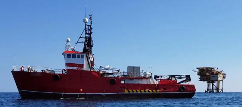 Navio frigorífico à venda