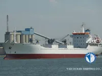 Navio frigorífico à venda